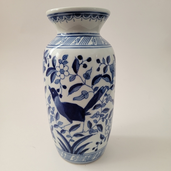 Blue & White Porcelain Chinoisery Bird Floral Pattern Vase Vessel - Picture 3 of 7